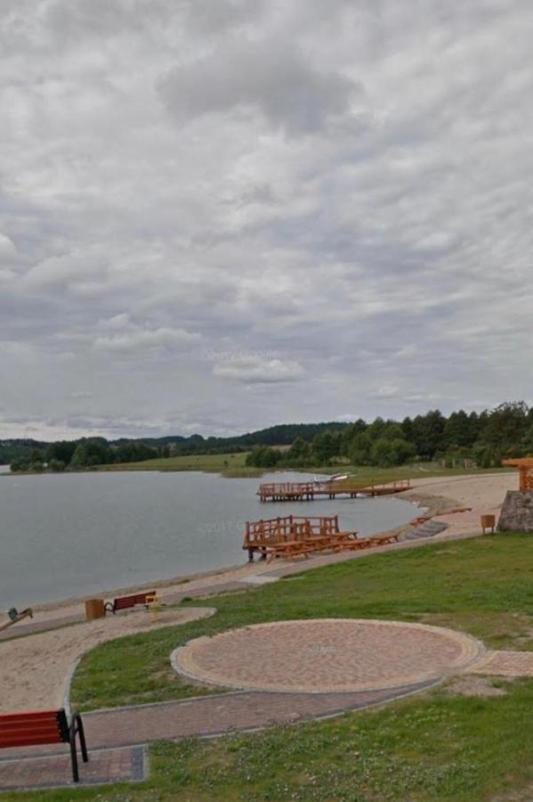 Domek Letniskowy Nad Jeziorem Wiejskim Lakie Экстерьер фото