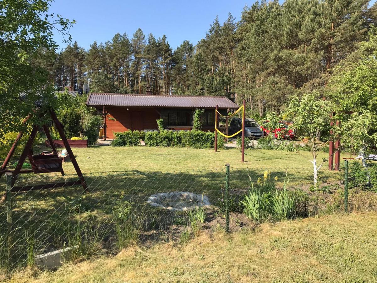 Domek Letniskowy Nad Jeziorem Wiejskim Lakie Экстерьер фото